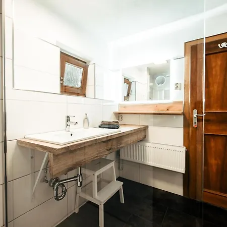 Haus Keti Apartment *